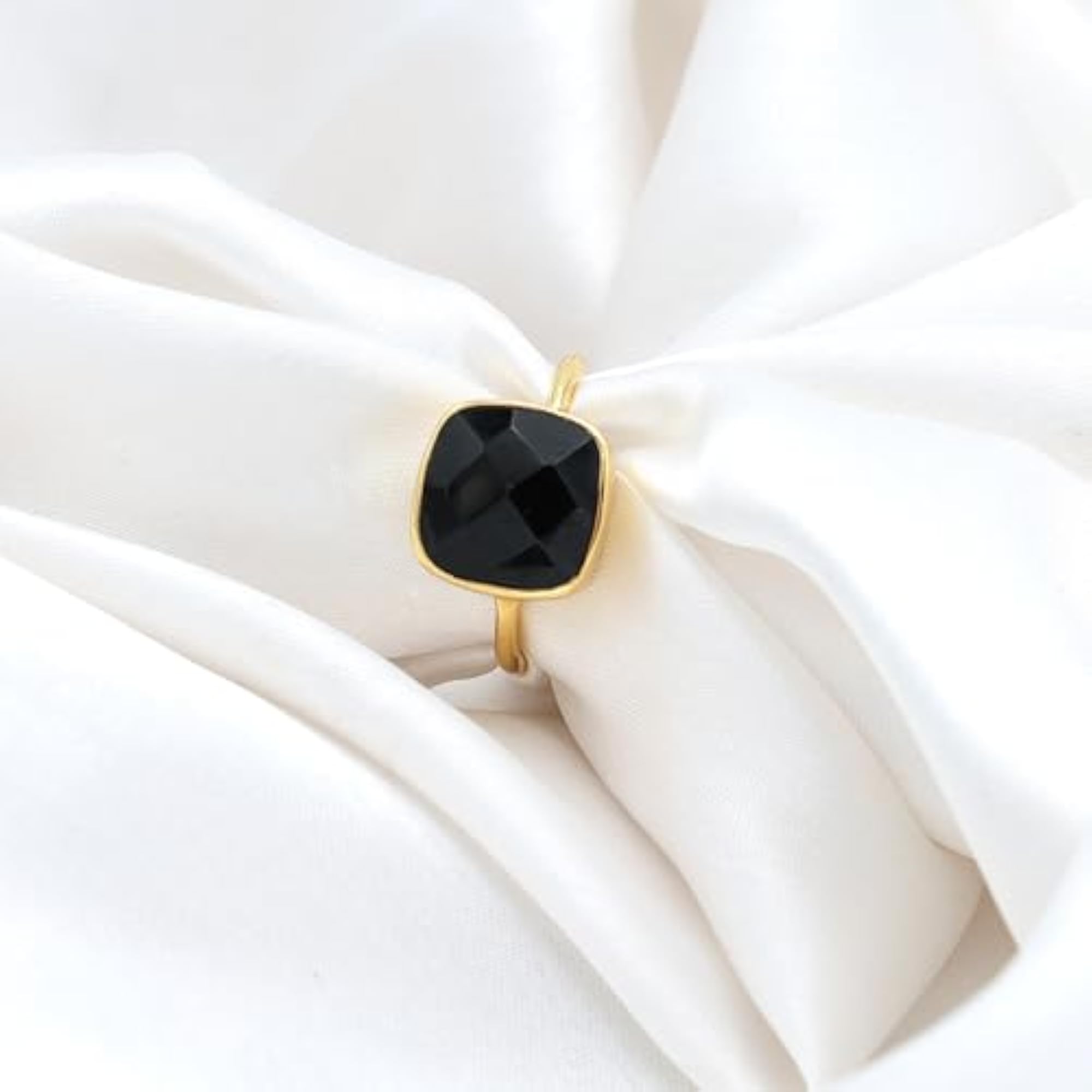 Women's Black Onyx Cushion Gold-Plated Protective Ring